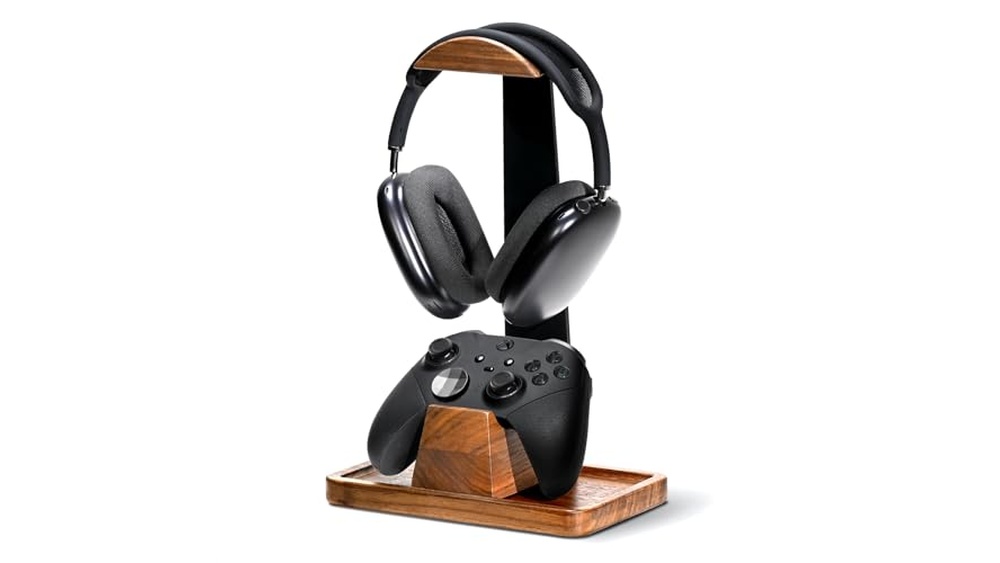 UPERGO Headset Stand Review: Best Walnut Wood Gaming Holder